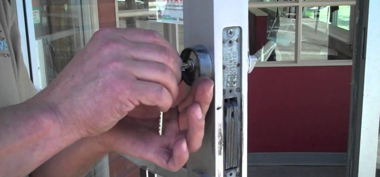 commercial door lock repair Rodeo